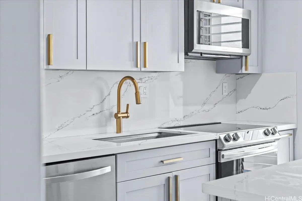 3027 Pualei Circle #208, Honolulu, HI 96815 - #1