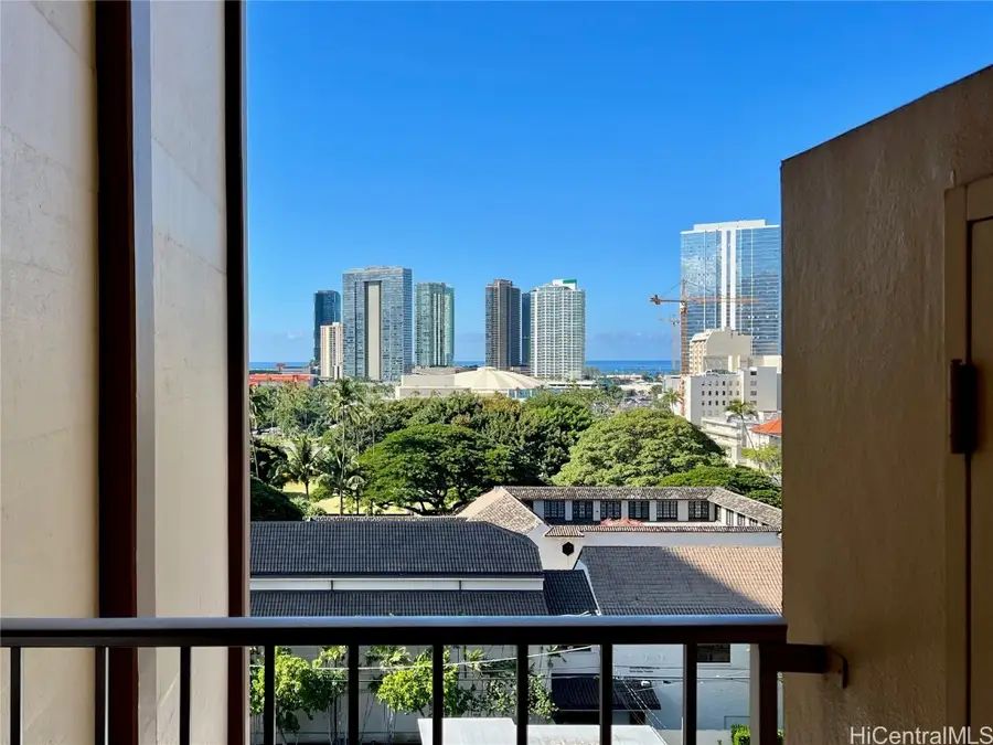 1314 Victoria Street #801, Honolulu, HI 96814 - #3
