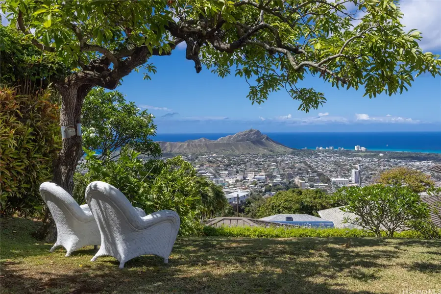 3637 Nihipali Place, Honolulu, HI 96816 - Image #2