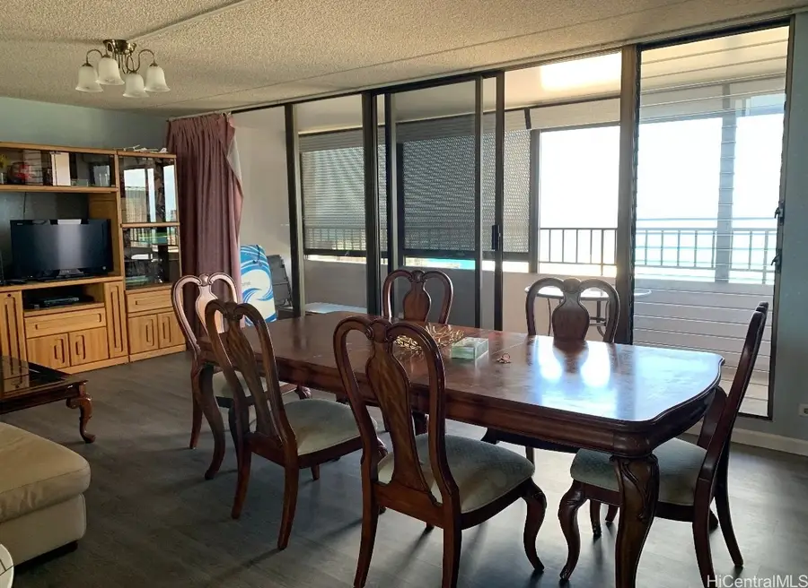 2240 Kuhio Avenue #3204, Honolulu, HI 96815 - #3