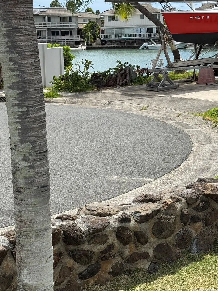 6307 Kaiwiki Place, Honolulu, HI 96825 - Image #2