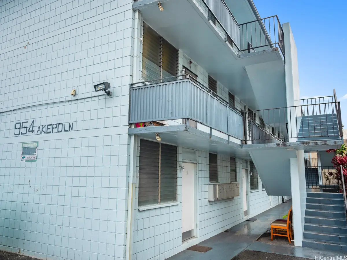954 Akepo Lane, Honolulu, HI 96817 - Image #1