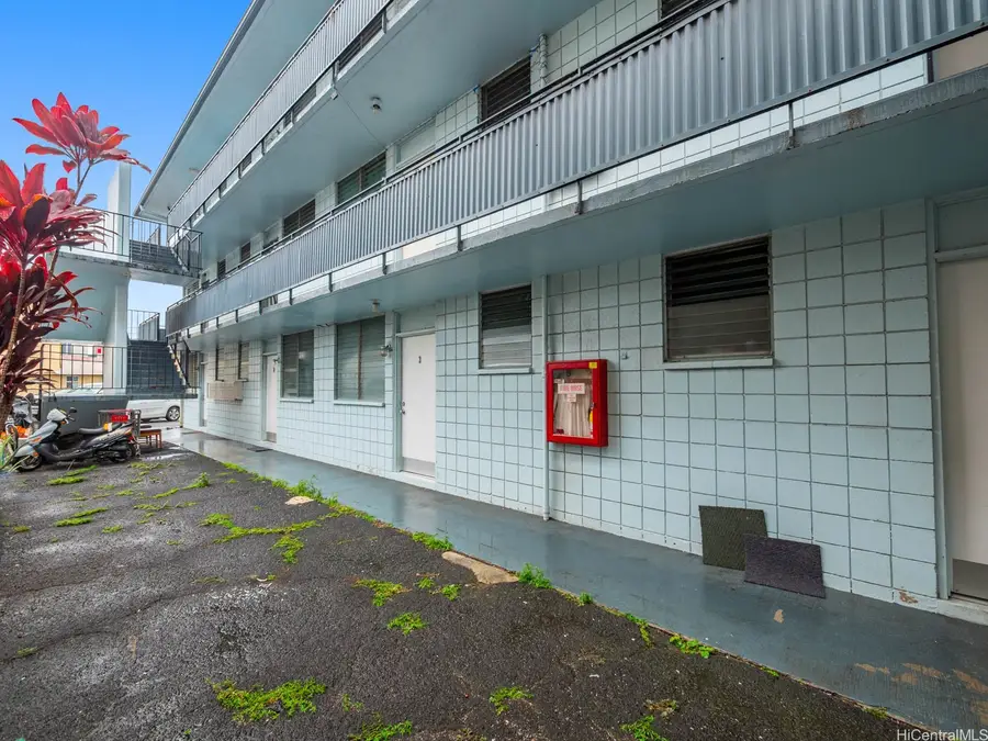 954 Akepo Lane, Honolulu, HI 96817 - Image #2