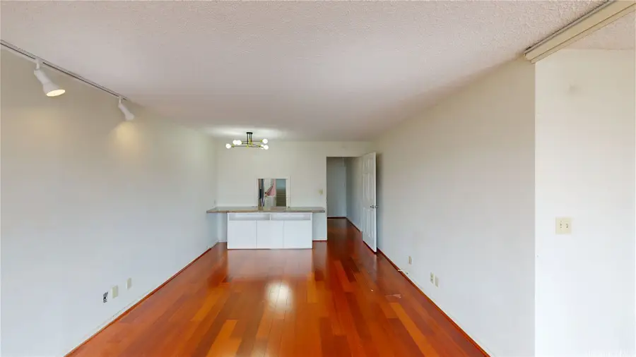 1624 Kanunu Street #306, Honolulu, HI 96814 - Image #3