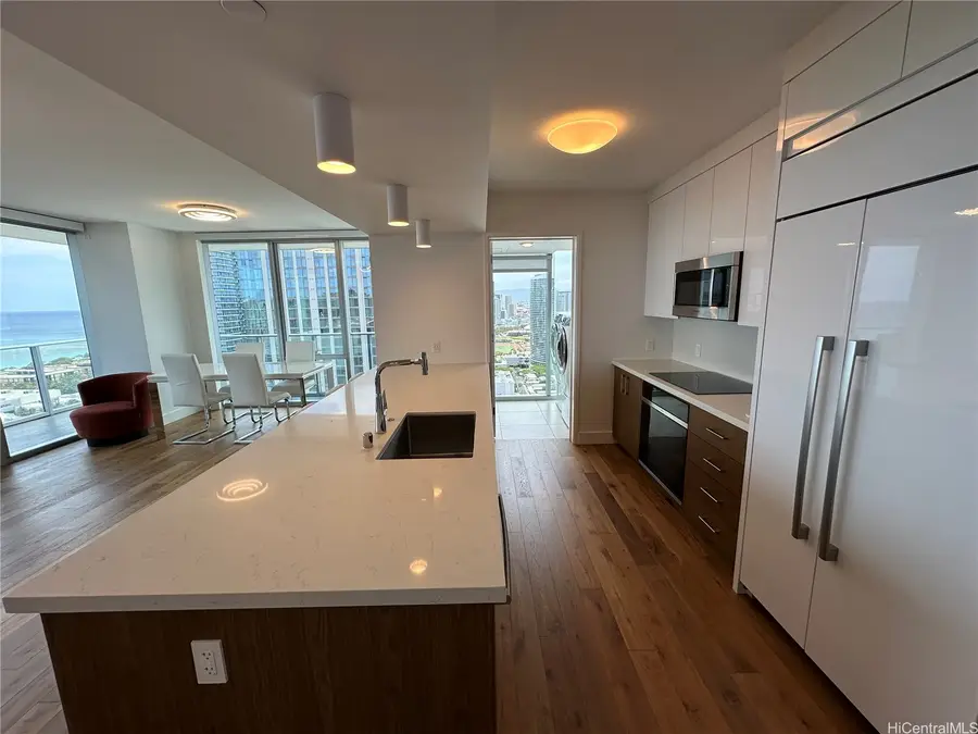 629 Keeaumoku Street #3301, Honolulu, HI 96814 - Image #2