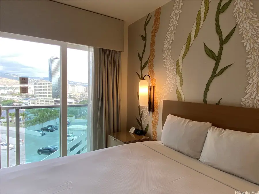 410 Atkinson Drive #1337, Honolulu, HI 96814 - Image #2