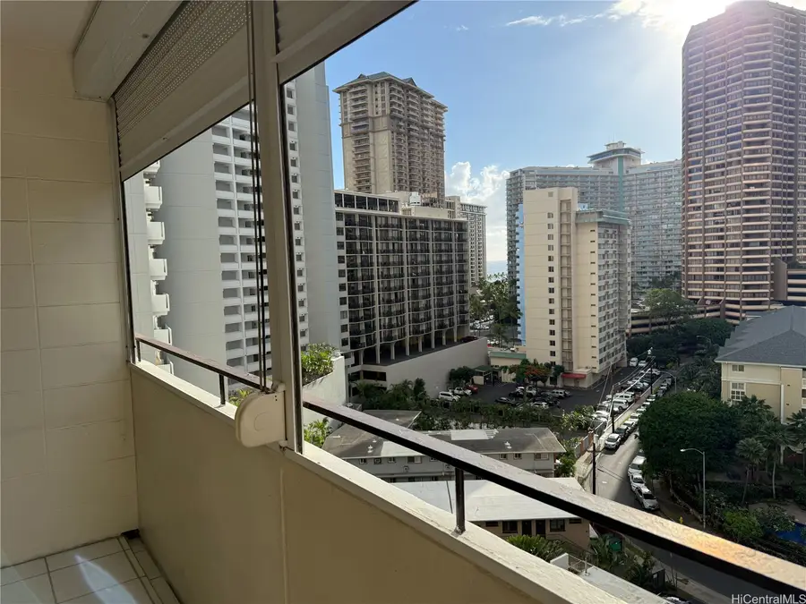 425 Ena Road #1201B, Honolulu, HI 96815 - Image #2