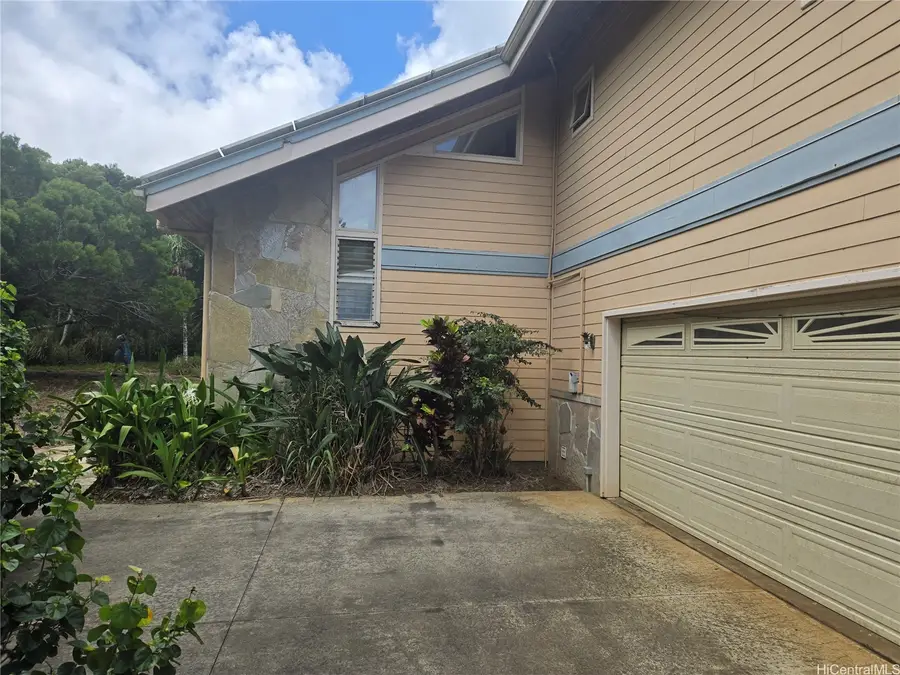 55-3327 Akoni Pule Highway, Hawi, HI 96719 - Image #2