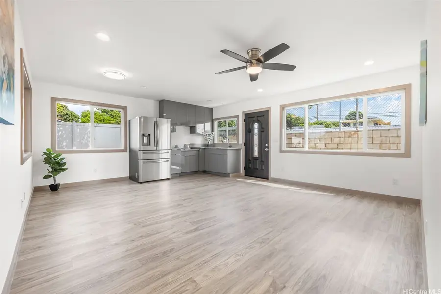 1528 Hooli Circle, Pearl City, HI 96782 - Image #2