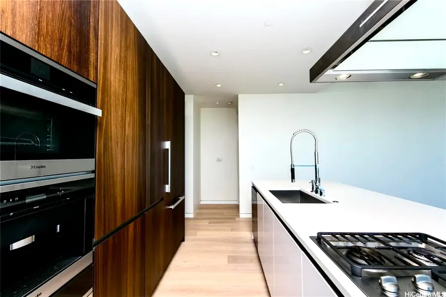 1118 Ala Moana Boulevard #805, Honolulu, HI 96814 - Image #3