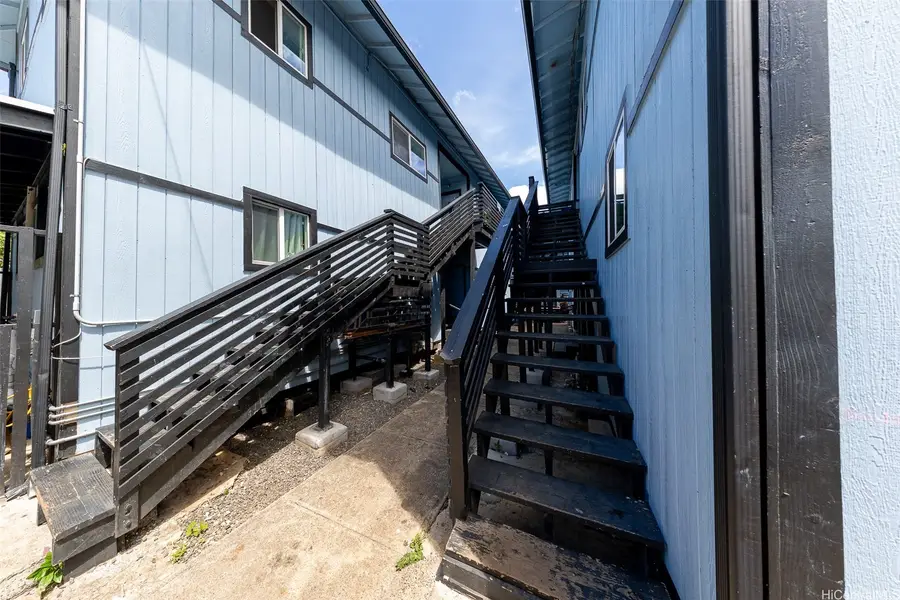 815 Lopez Lane, Honolulu, HI 96817 - Image #3