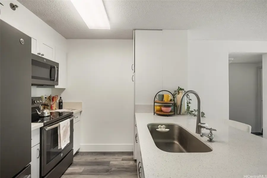 3009 Ala Makahala Place #214, Honolulu, HI 96818 - Image #2