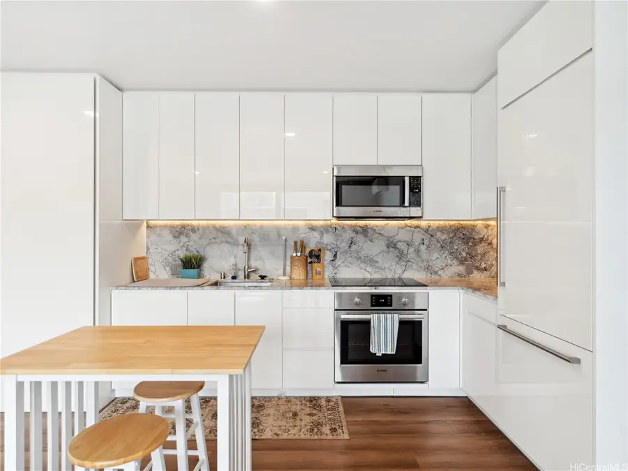 987 Queen Street #4112, Honolulu, HI 96814 - Image #3