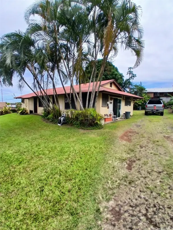 18 Kauiki Street, Hana, HI 96713