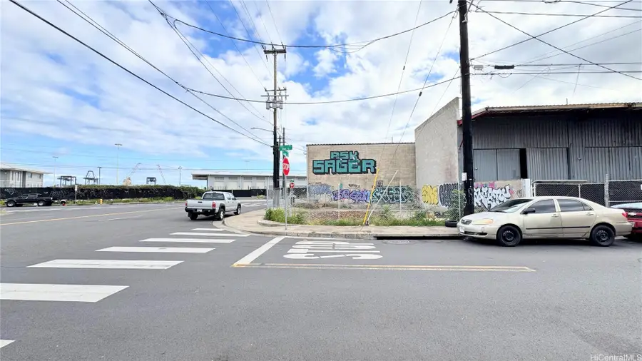 194 Kalihi Street, Honolulu, HI 96819 - Image #2