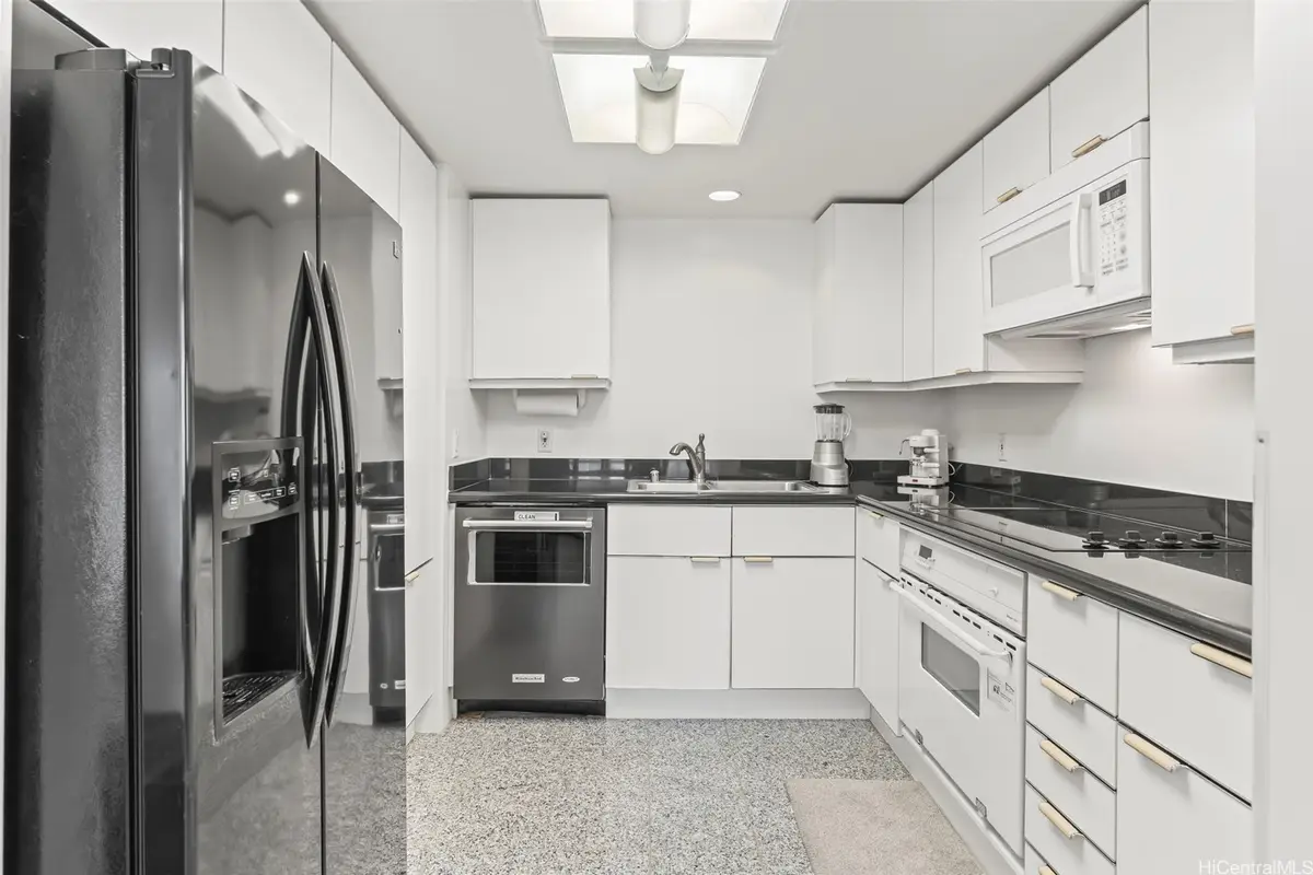 1888 Kalakaua Avenue #1103, Honolulu, HI 96815 - Image #1