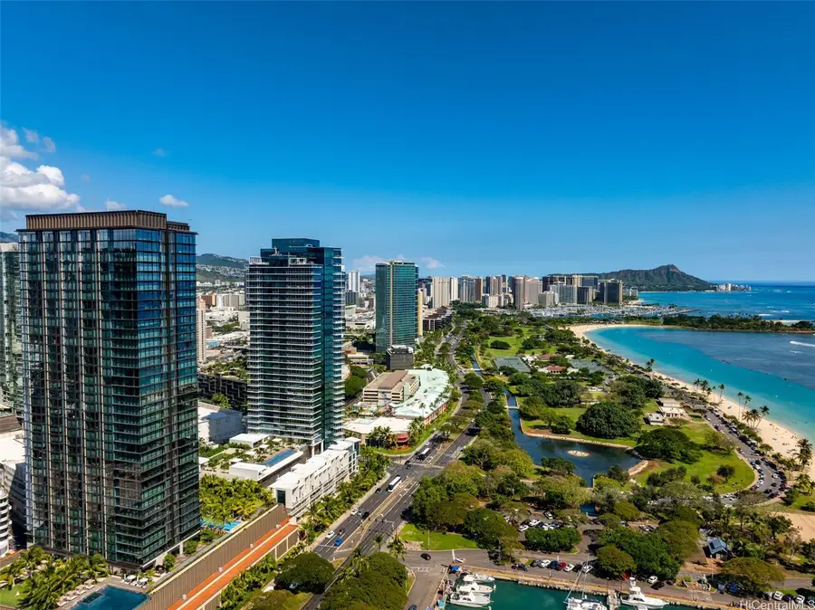 1118 Ala Moana Boulevard #4, Honolulu, HI 96814 - Image #2