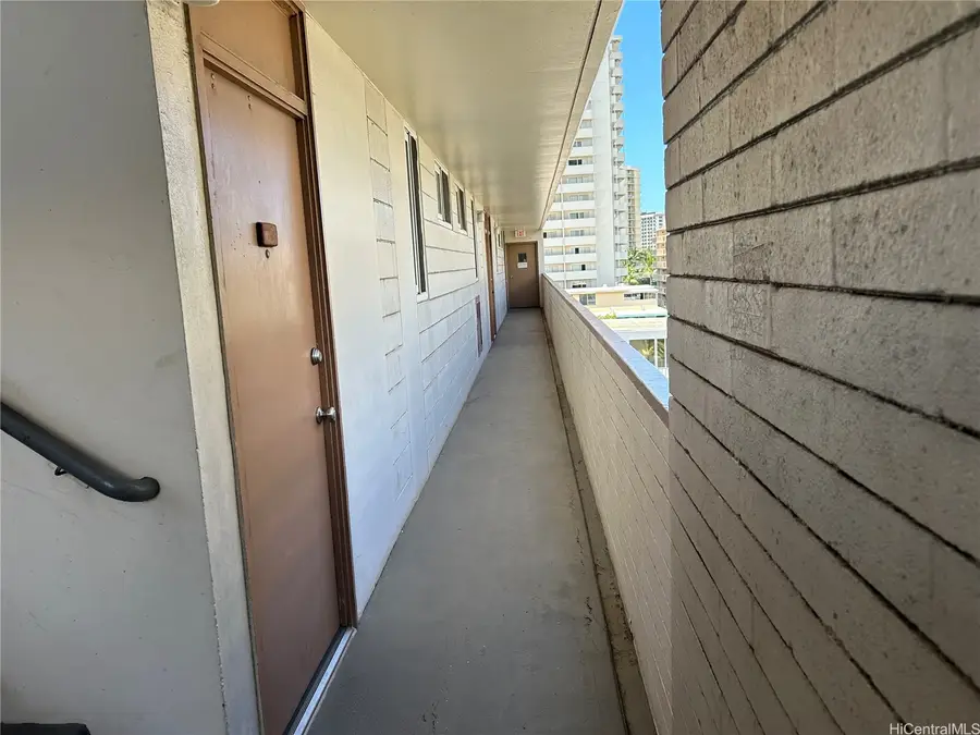 454 Namahana Street #701, Honolulu, HI 96815 - Image #3