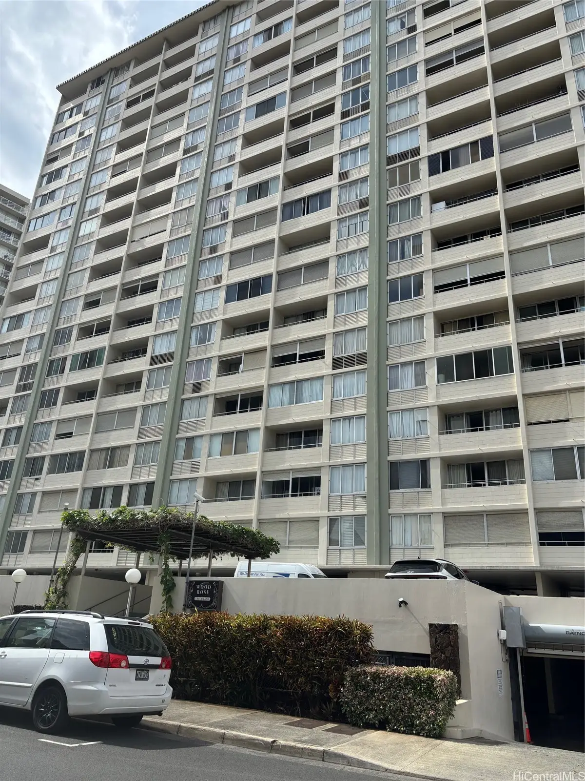 780 Amana Street #605, Honolulu, HI 96814 - Image #1