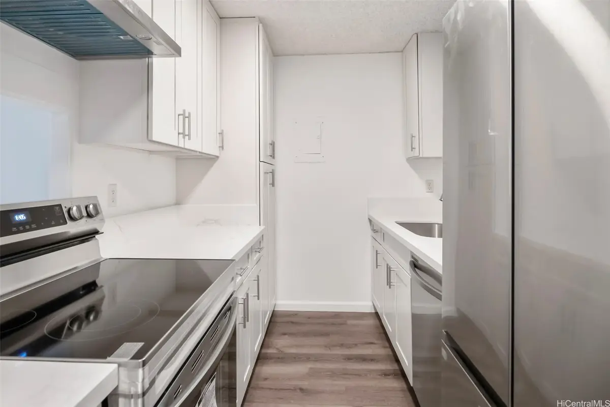 1215 Alexander Street #204, Honolulu, HI 96826 - Image #1