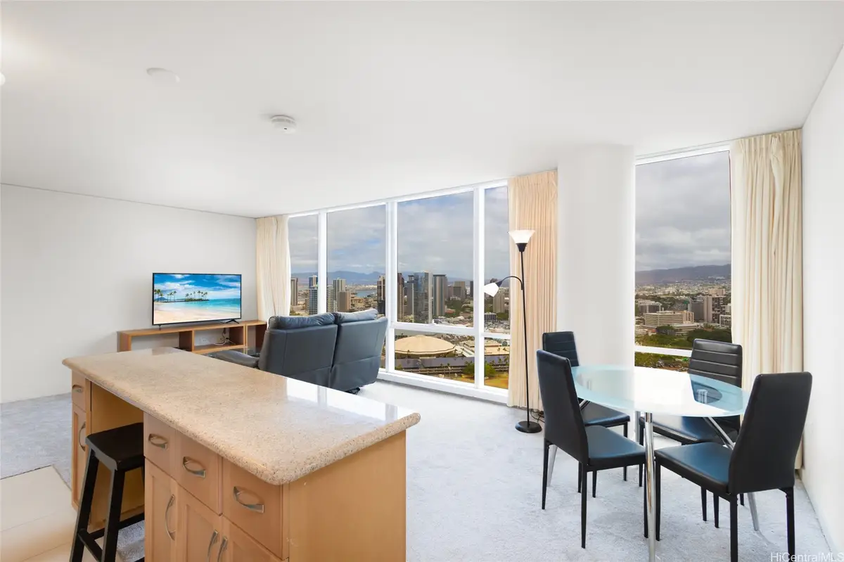 1288 Kapiolani Boulevard #I4301, Honolulu, HI 96814 - Image #1