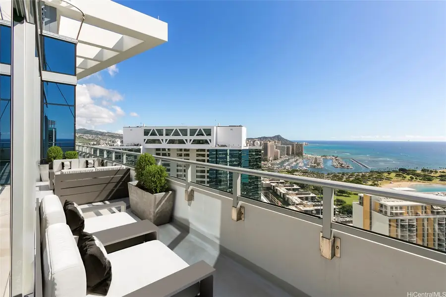 1189 Waimanu Street #4301, Honolulu, HI 96814 - Image #2