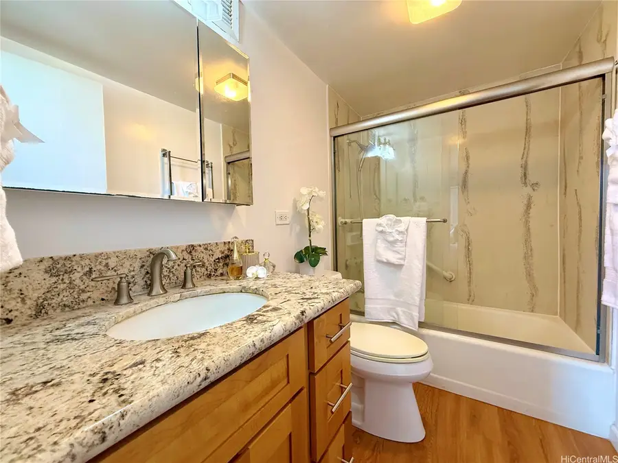 920 Ward Avenue #16H, Honolulu, HI 96814 - Image #3