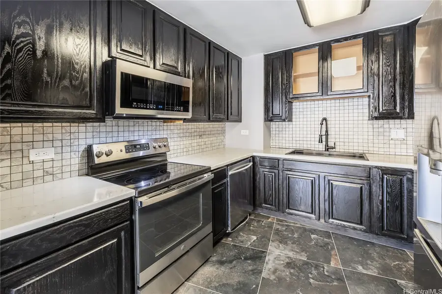 222 Liliuokalani Avenue #302, Honolulu, HI 96815 - Image #2