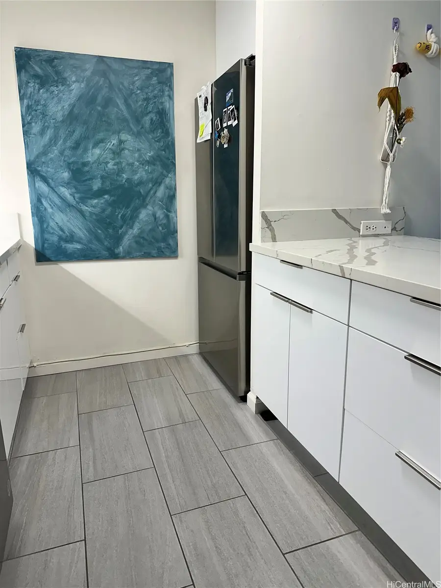 1610 Kanunu Street #902, Honolulu, HI 96814 - Image #3