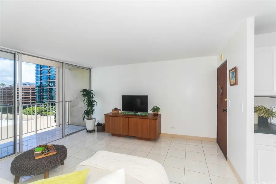 1925 Kalakaua Avenue #1004, Honolulu, HI 96815 - Image #2