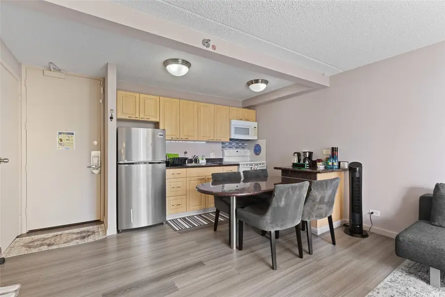 229 Paoakalani Avenue #902 (NUC), Honolulu, HI 96815 - Image #3