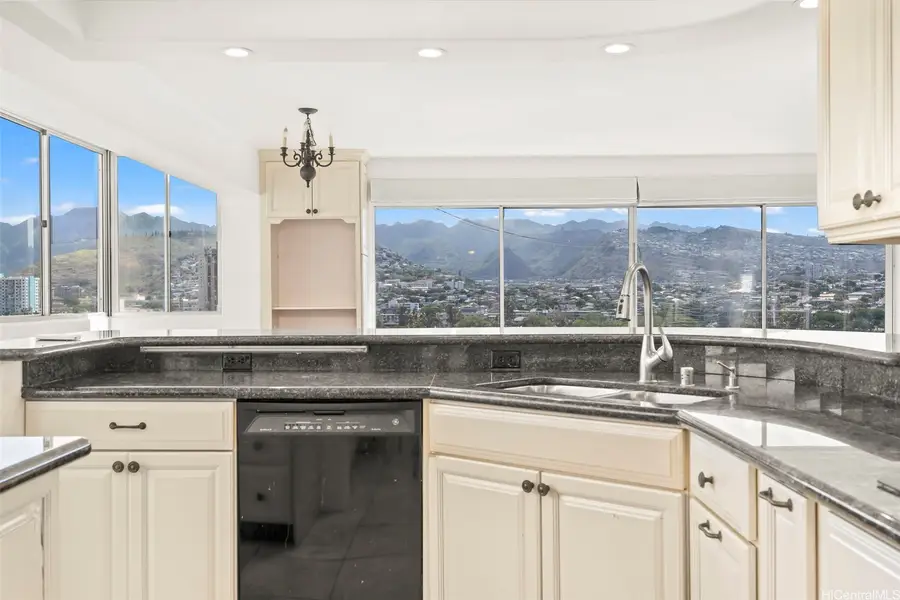 2547 Ala Wai Boulevard #1001, Honolulu, HI 96815 - Image #2