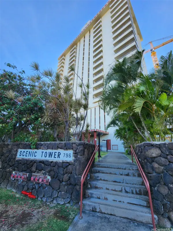 796 Isenberg Street #8H, Honolulu, HI 96826