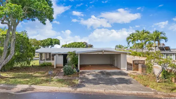 2093 Aaniu Loop, Pearl City, HI 96782