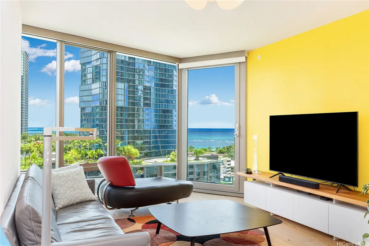 1001 Queen Street #1204, Honolulu, HI 96814 - Image #1