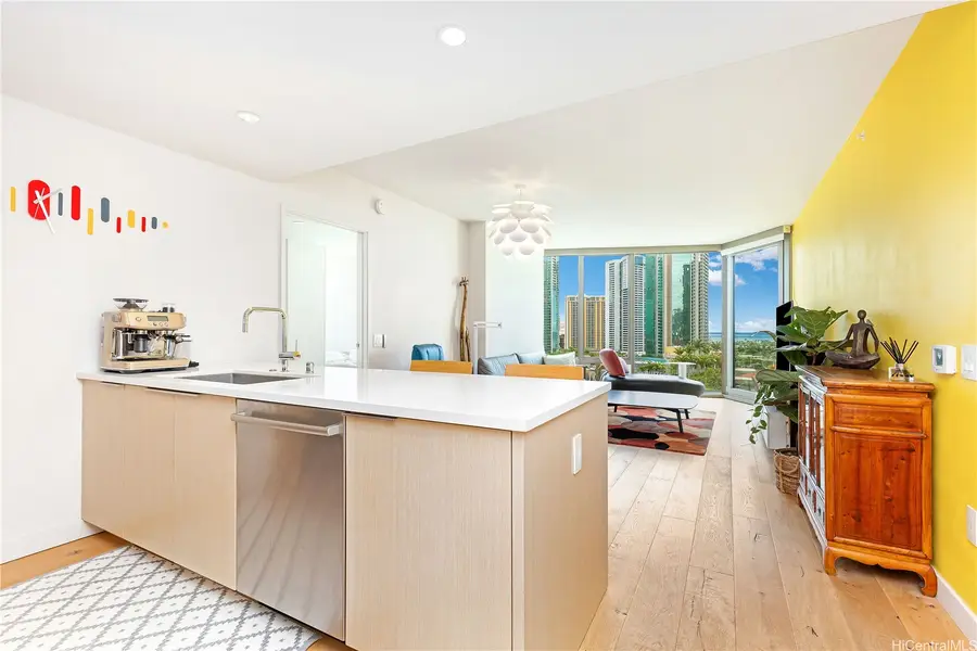 1001 Queen Street #1204, Honolulu, HI 96814 - Image #3