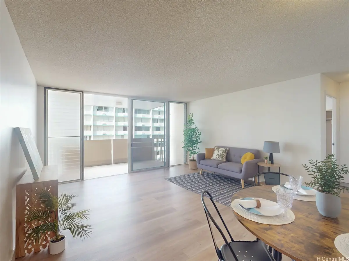 1561 Kanunu Street #807, Honolulu, HI 96814 - Image #1