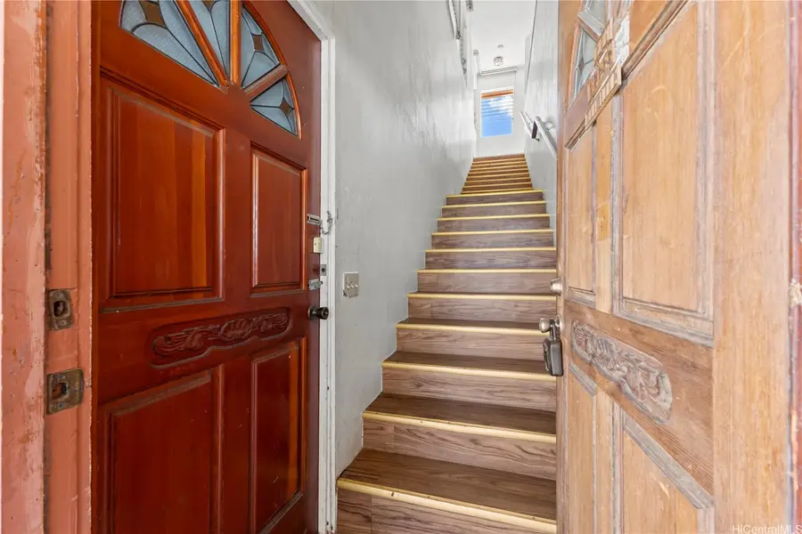 1224 Haloa Drive, Honolulu, HI 96818 - Image #2