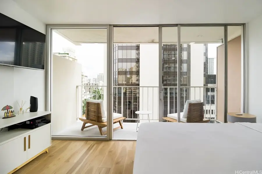 364 Seaside Avenue #901, Honolulu, HI 96815 - Image #2