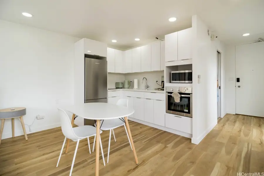 364 Seaside Avenue #901, Honolulu, HI 96815 - Image #3