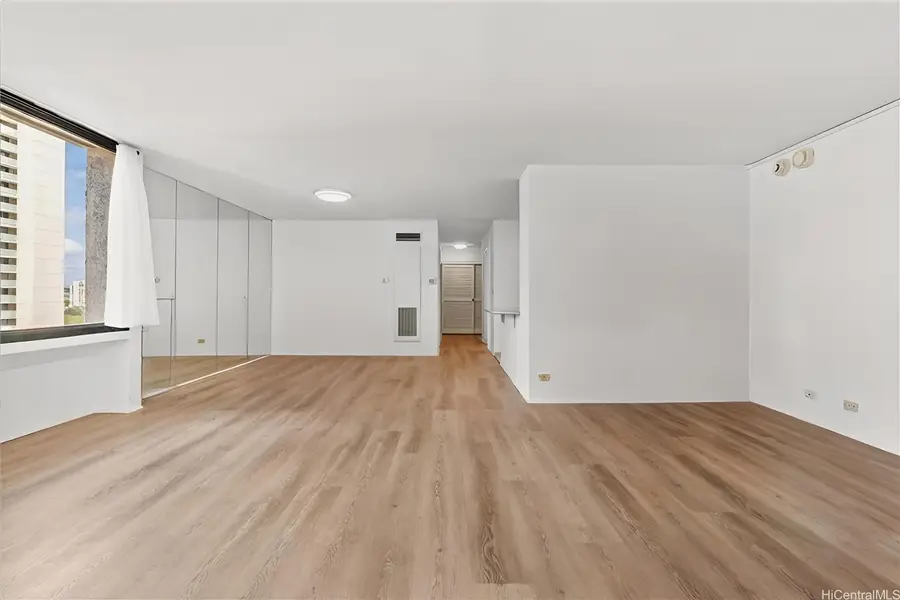 2215 Aloha Drive #DH1401, Honolulu, HI 96815 - Image #2