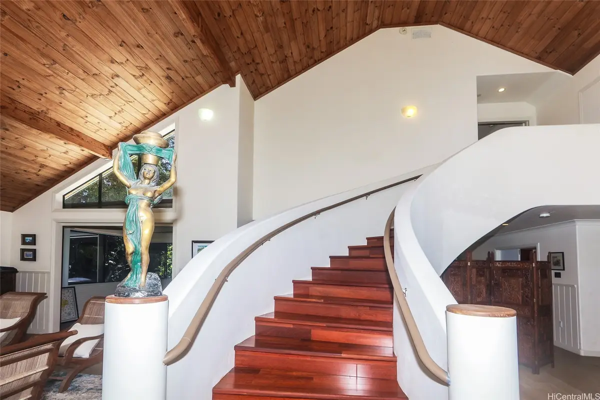 3702 Old Pali Road, Honolulu, HI 96817 - Image #1