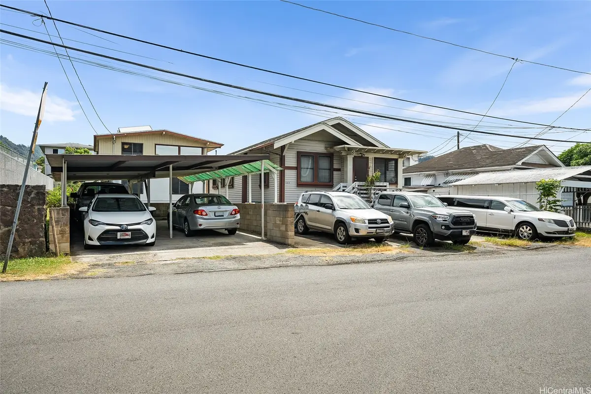 628 Kunawai Lane #B, Honolulu, HI 96817 - Image #1