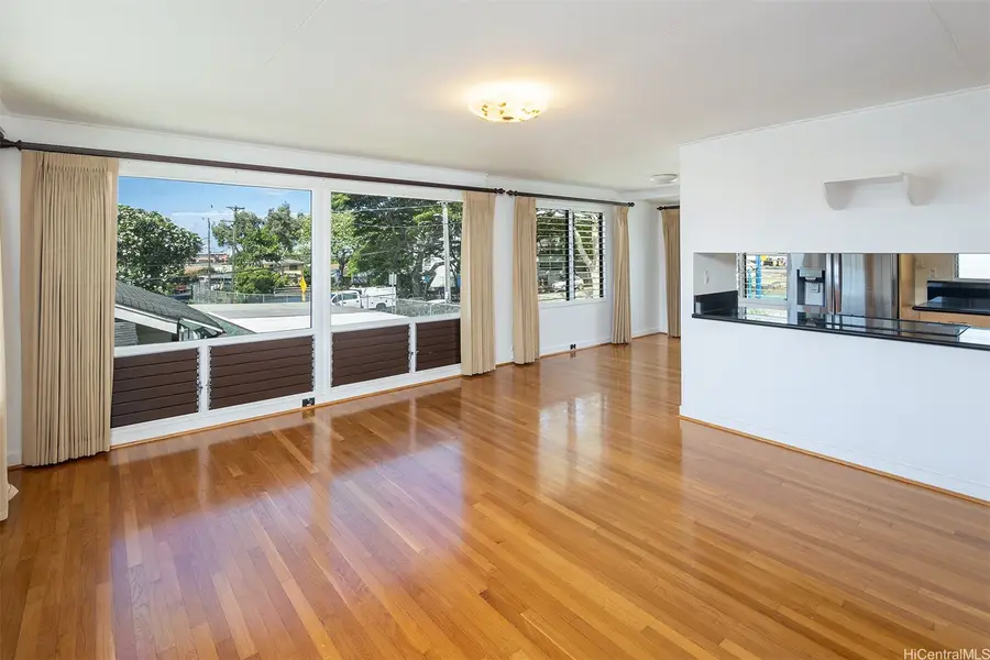 628 Kunawai Lane #B, Honolulu, HI 96817 - Image #2