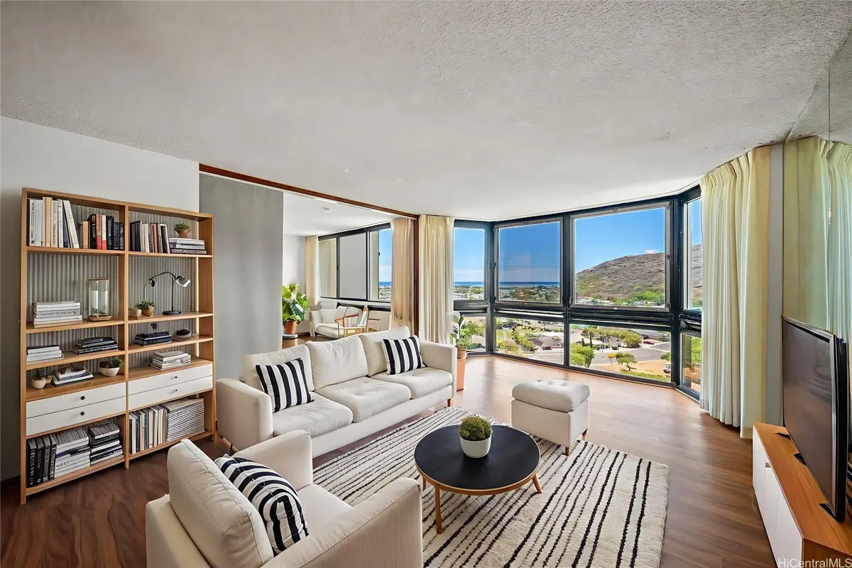 521 Hahaione Street #12J, Honolulu, HI 96825 - Image #1