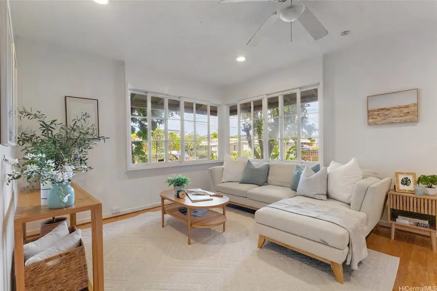 637 Kuaaina Way, Kailua, HI 96734 - Image #2