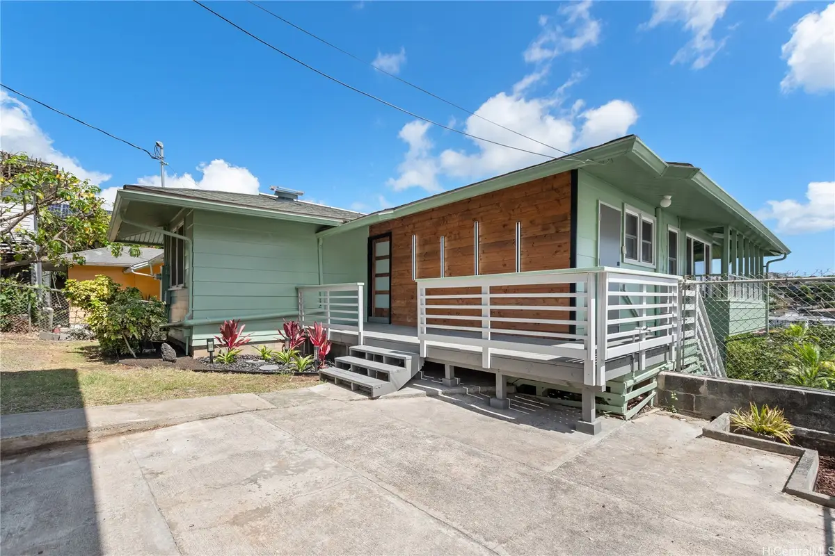 2285 Makanani Drive, Honolulu, HI 96817 - Image #1