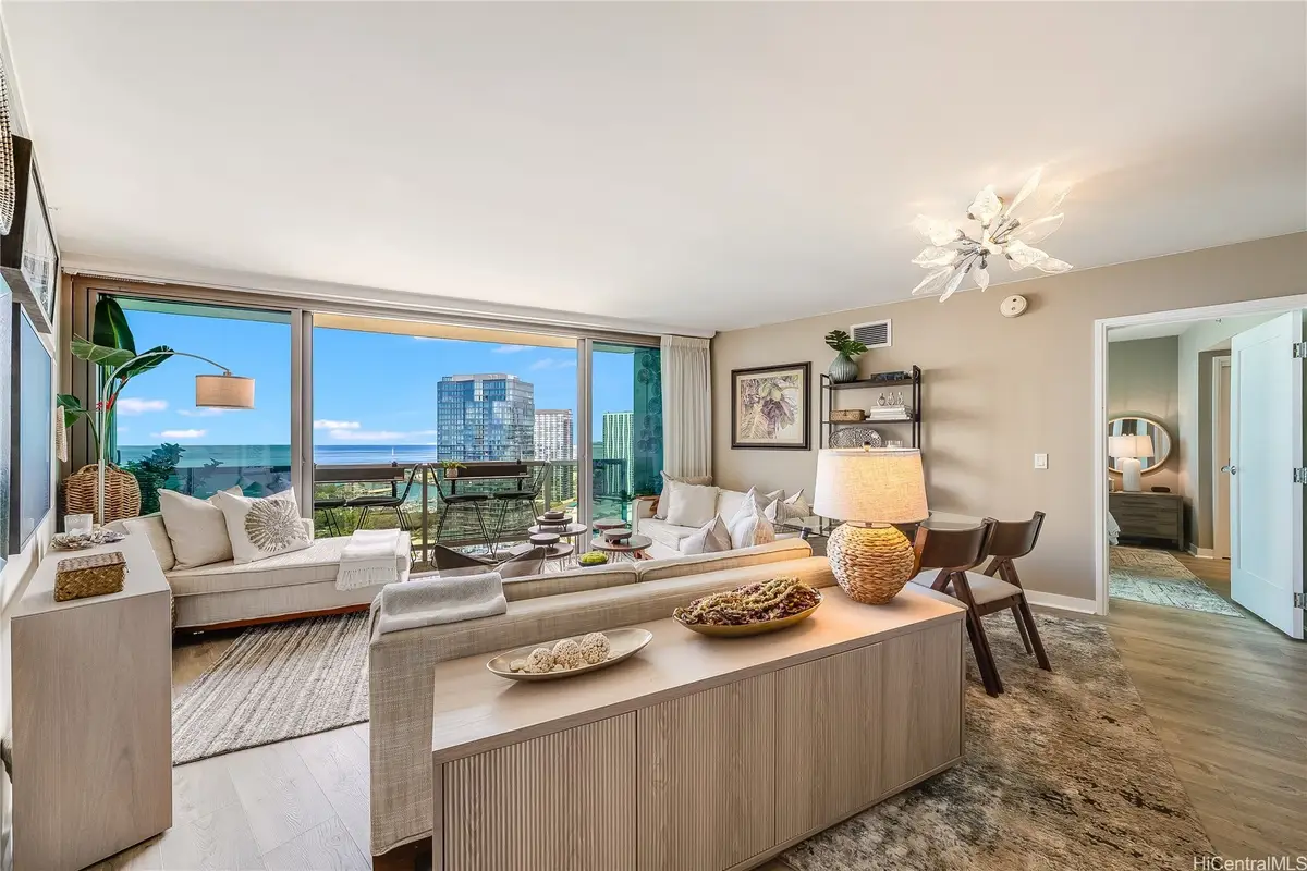 1177 Queen Street #3503, Honolulu, HI 96814 - Image #1