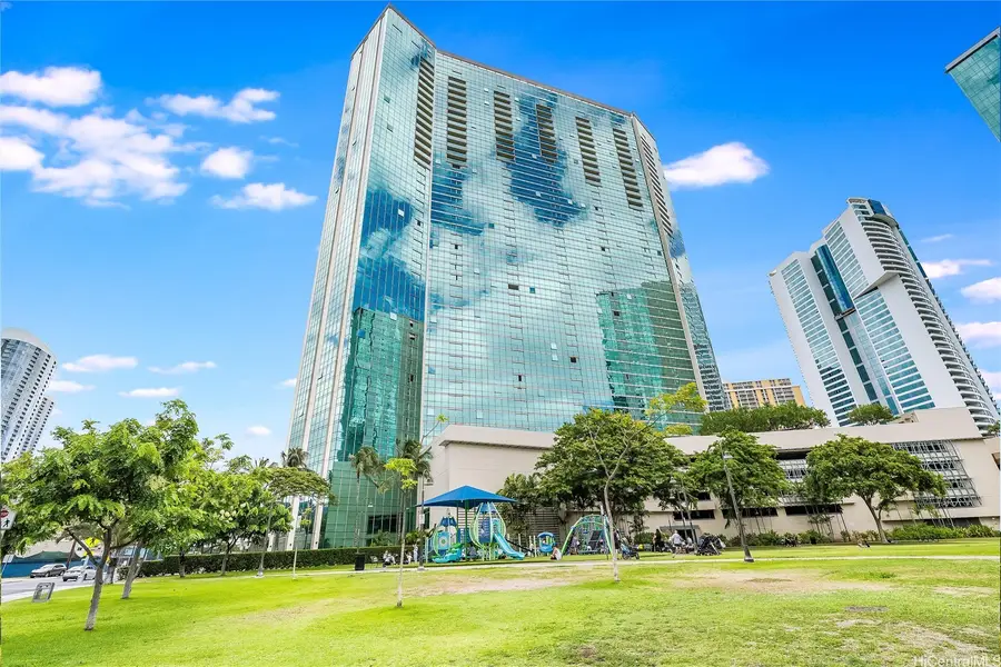 1177 Queen Street #3503, Honolulu, HI 96814 - Image #3