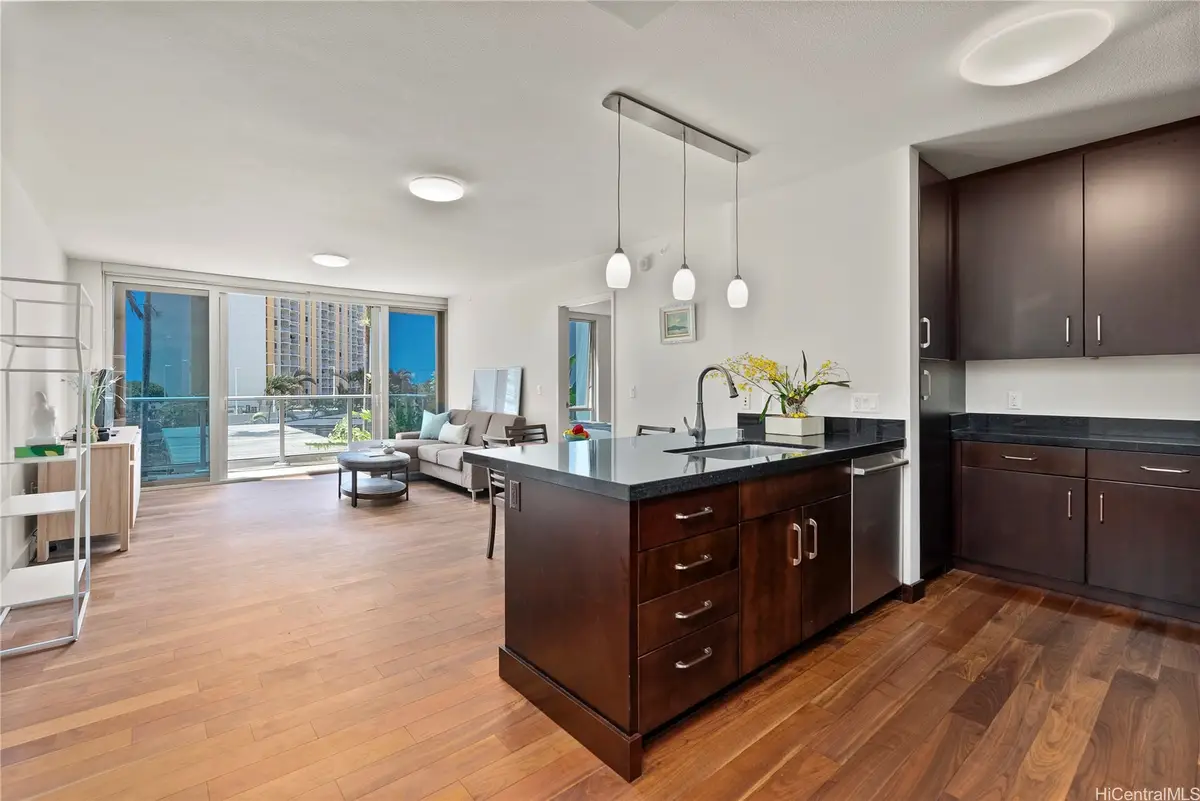 1189 Waimanu Street #704, Honolulu, HI 96814 - Image #1